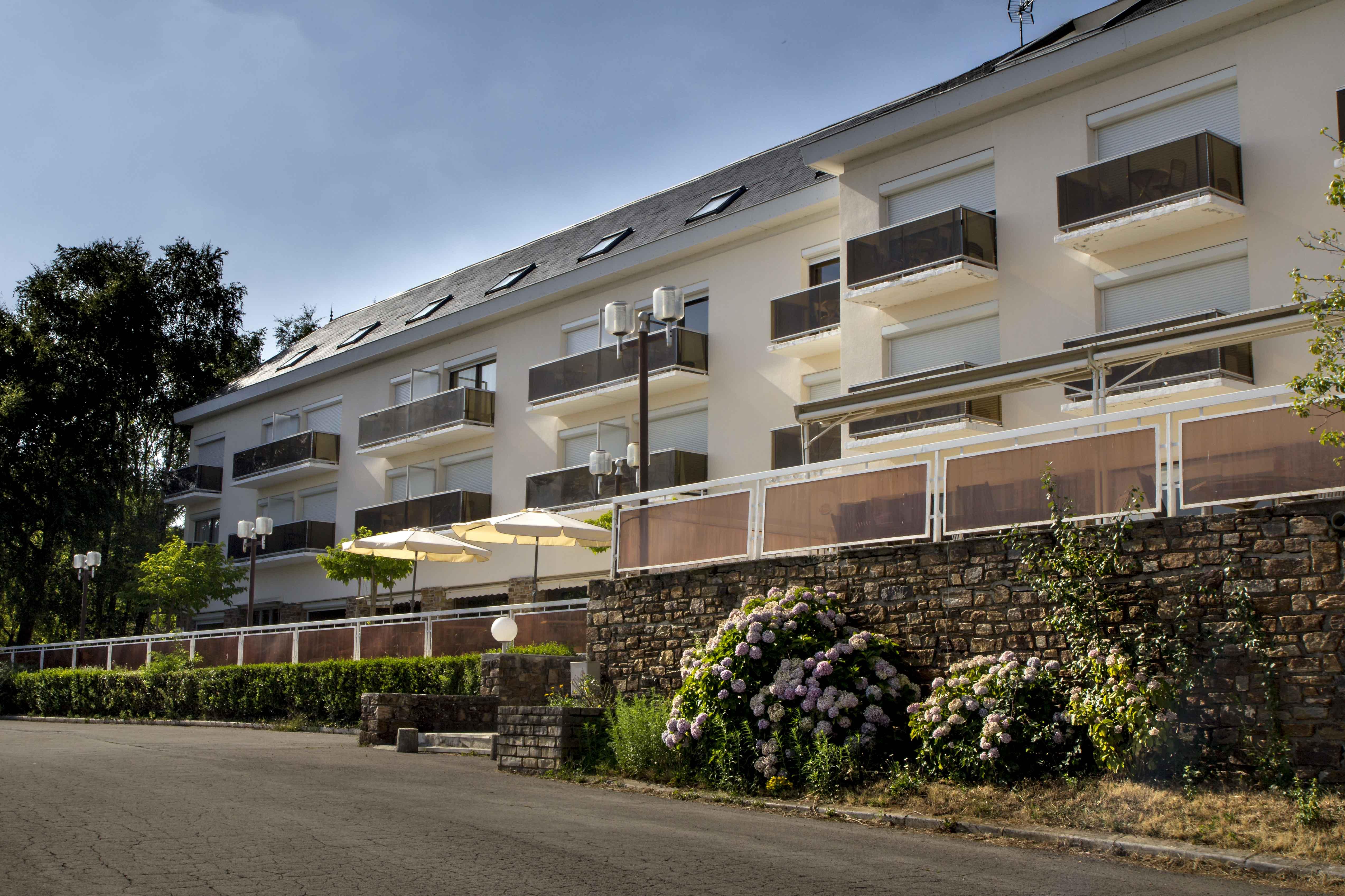 Authentic By Balladins - Rodez / Le Segala Baraqueville Bagian luar foto
